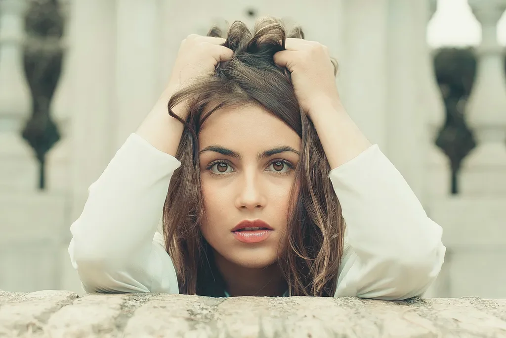 After Experiencing Emotional Betrayal, Your Sense of Security Must Be Built on Yourself
